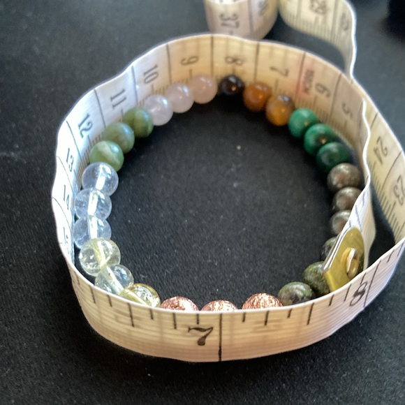 Earth Tone Colors in this Beaded Anklet. - Picture 10 of 10